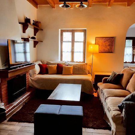 Kristi'S Homes - "Traditional Home" In Dimitsana Exteriör bild